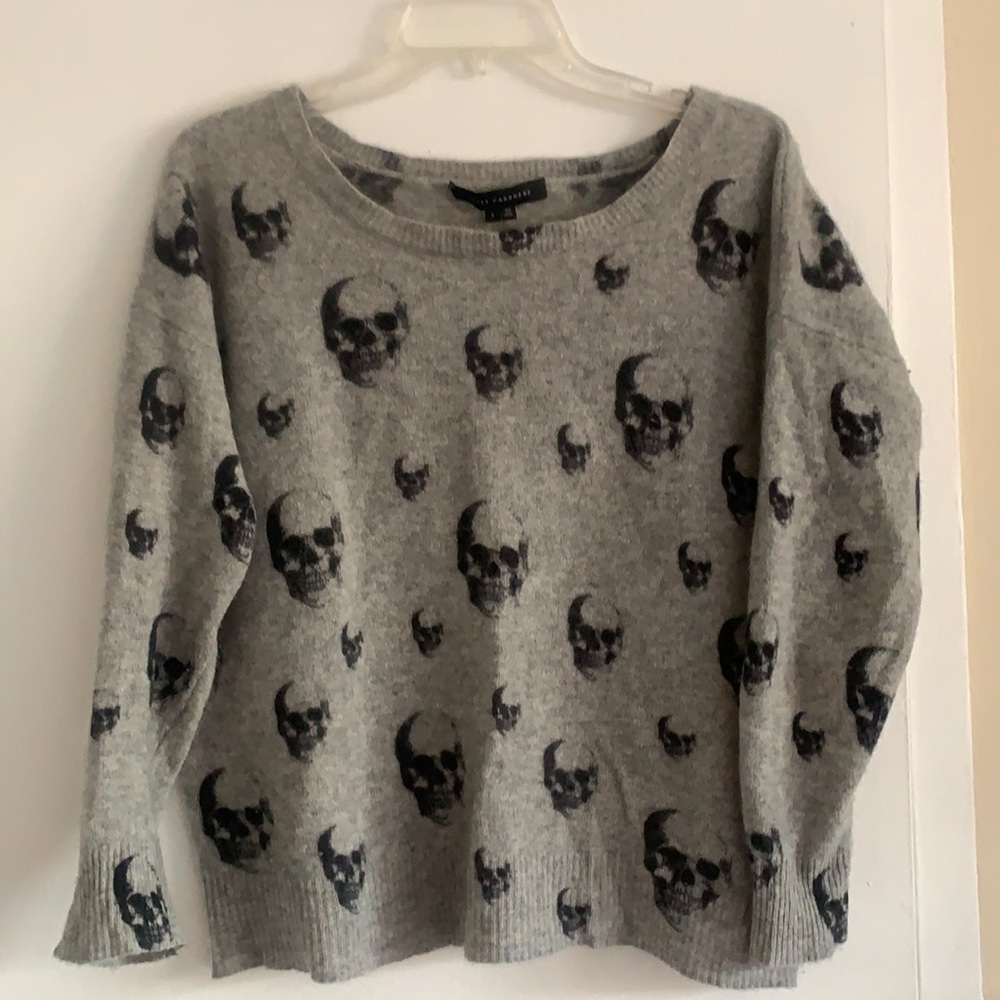 1 Skull Cashmere sweater